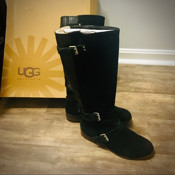 UGG black and suede riding boot - Picture 8 of 9